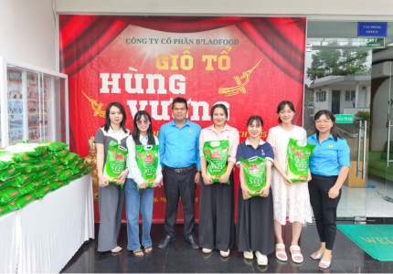B’Laofood trao tặng gạo sạch ST25 tri ân CBCNV dịp Giỗ Tổ Hùng Vương